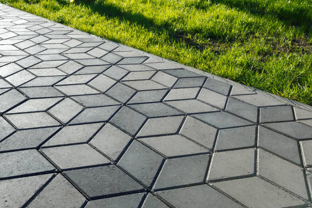Best Affordable Driveway Pavers  in Apollo Beach, FL