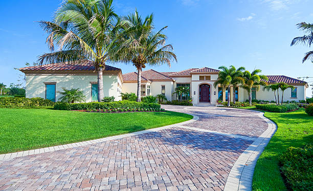 Best Driveway Paving Company  in Apollo Beach, FL